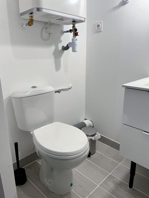 Le Cosy - T2 Avec Petite Cour Dans Centre Historique De Nerac Apartment Ngoại thất bức ảnh